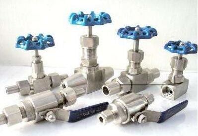 造られた鋼鉄角度の針弁の働き媒体水オイルの天燃ガス